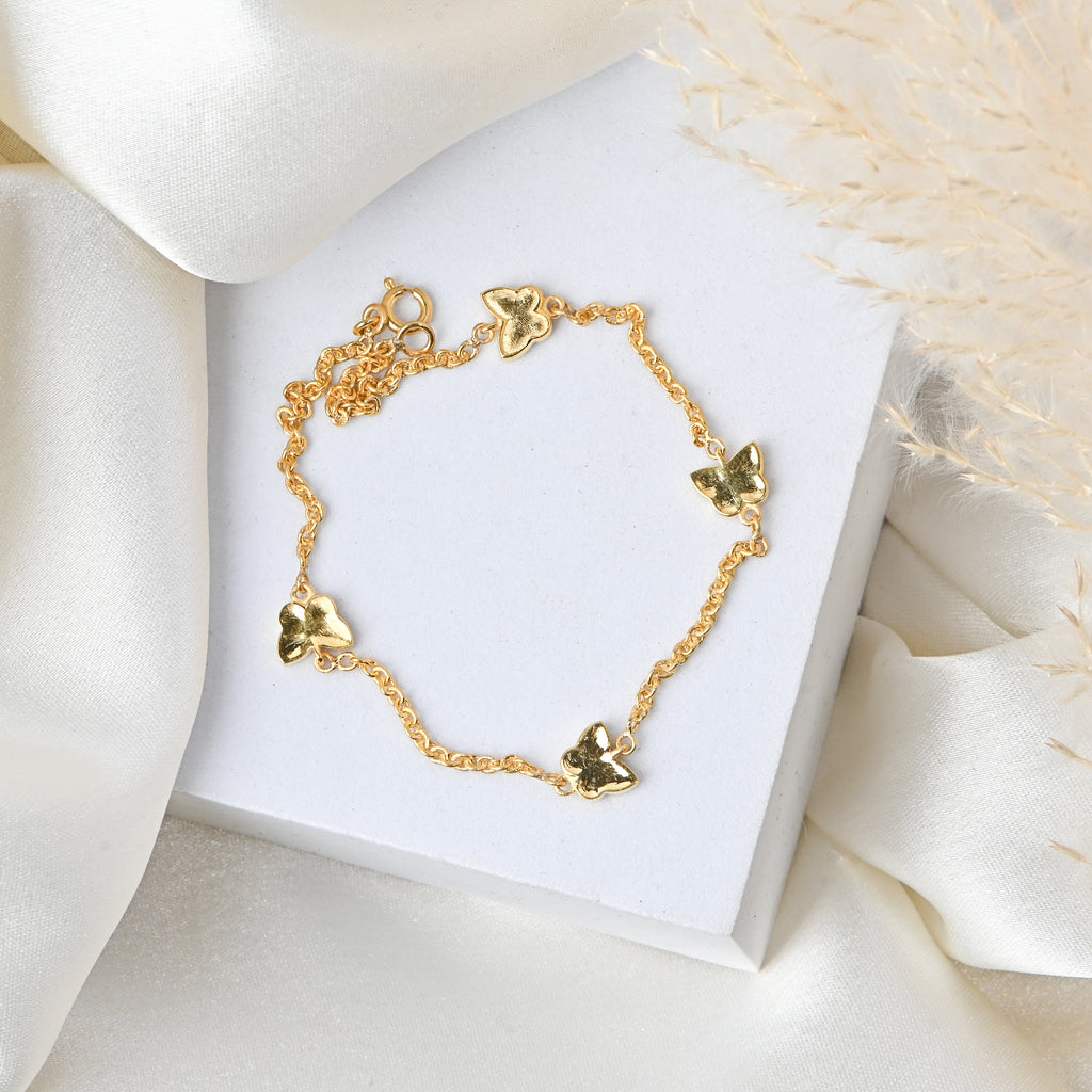 Elegant Butterfly Bracelet for Her with Timeless Charm, Delicate Beauty, and Romantic Gift Luxury