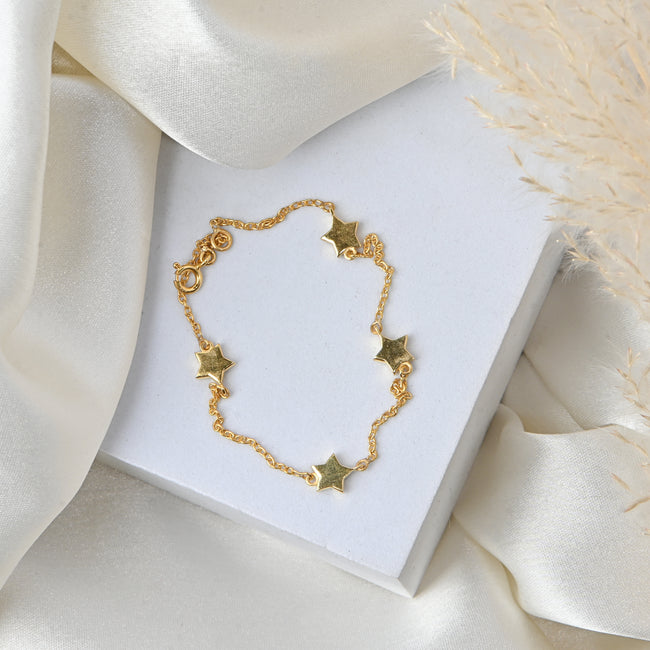 Elegant Star Bracelet for Her Birthday Gift with Timeless Sparkle and Romantic Luxury Charm Hover Image