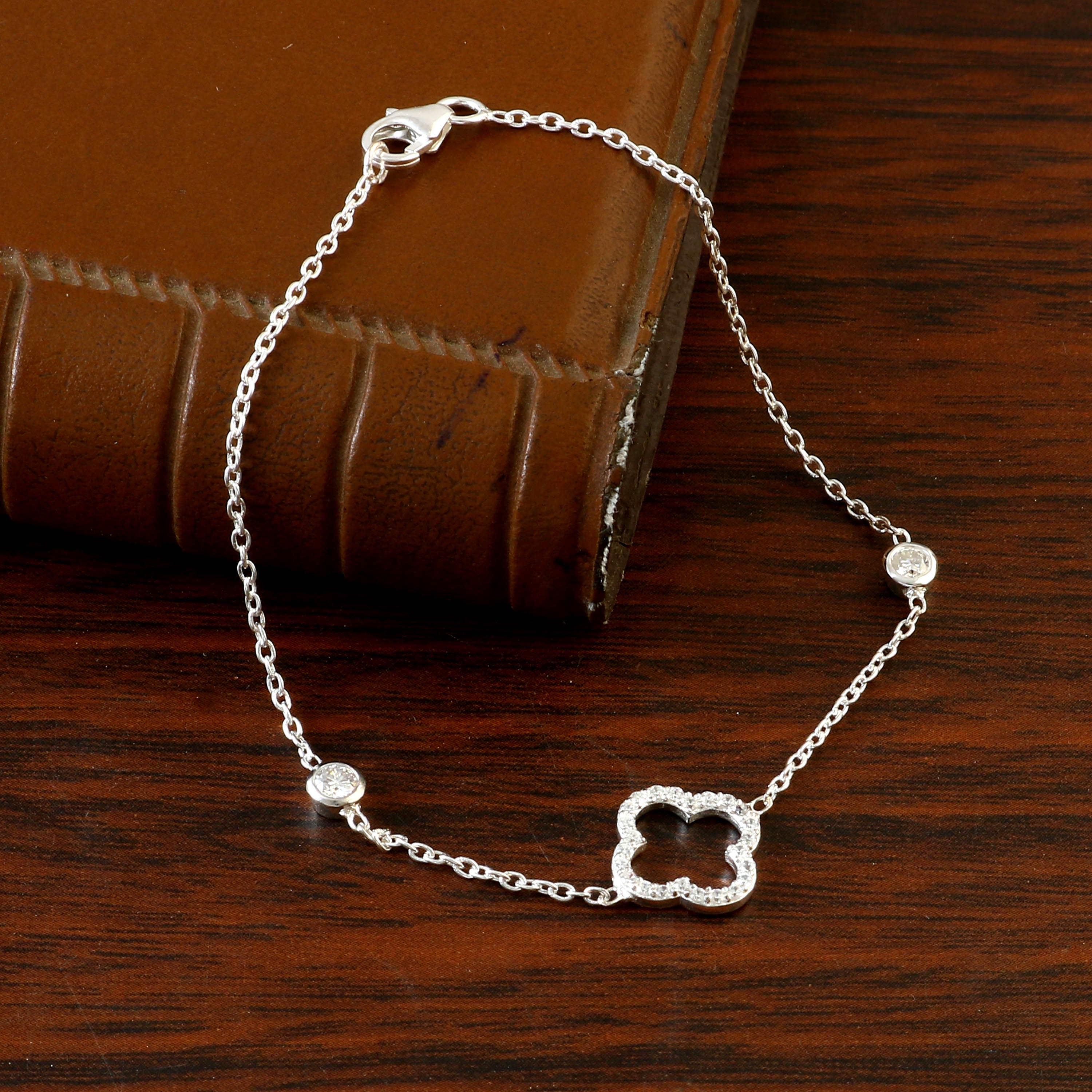 Elegant Moissanite Clover Bracelet for Her, Lucky Sparkling Jewelry Gift for Women
