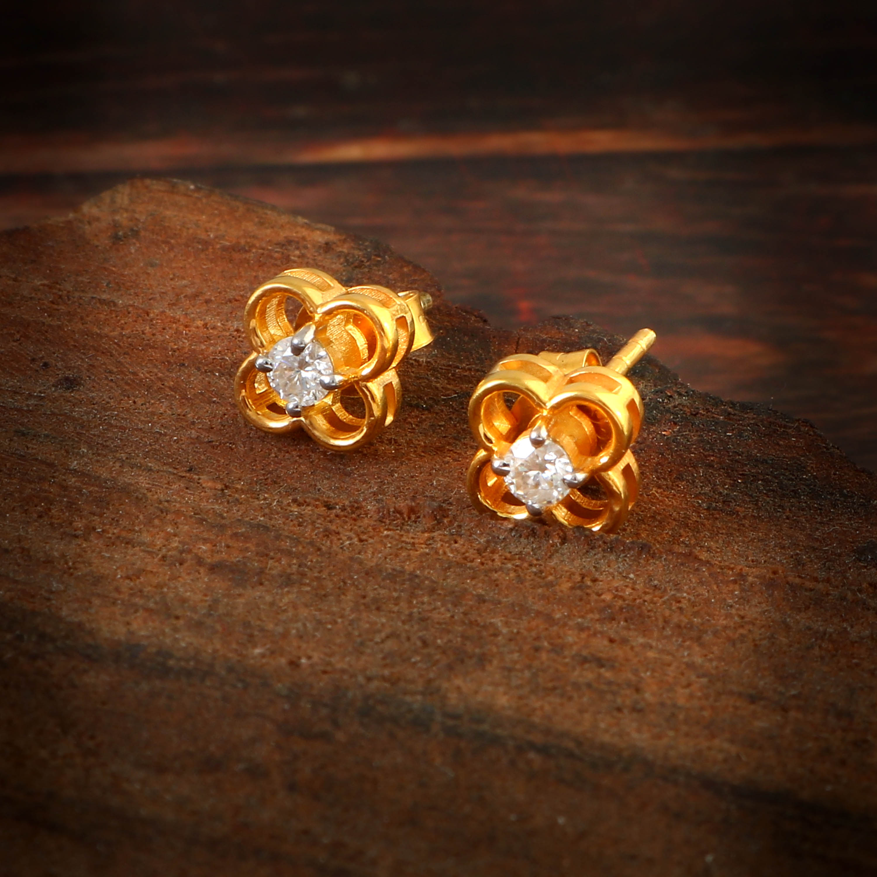 Elegant Four Leaf Clover Moissanite Stud Earrings for Her, Lucky Sparkling Fine Jewelry