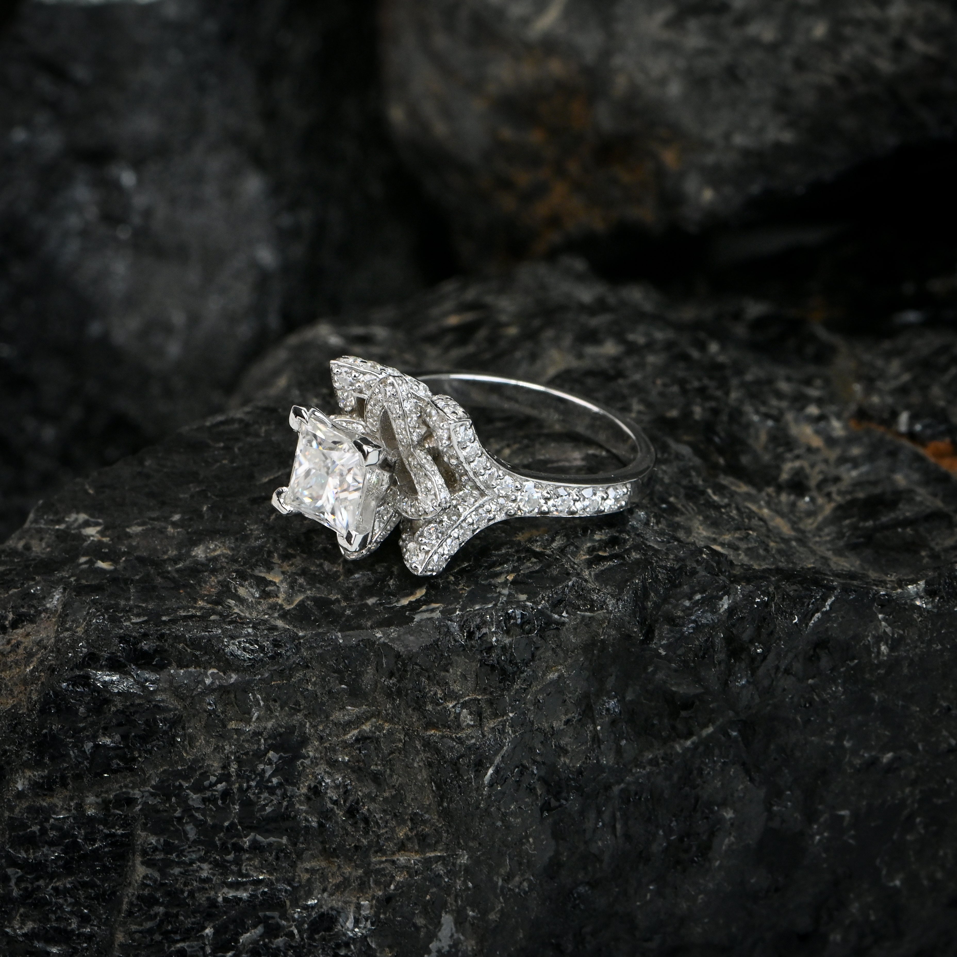 Elegant Princess Cut Moissanite Flower Ring in Sterling Silver – Timeless Floral Beauty Crafted for Everyday Luxury and Sparkling Grace