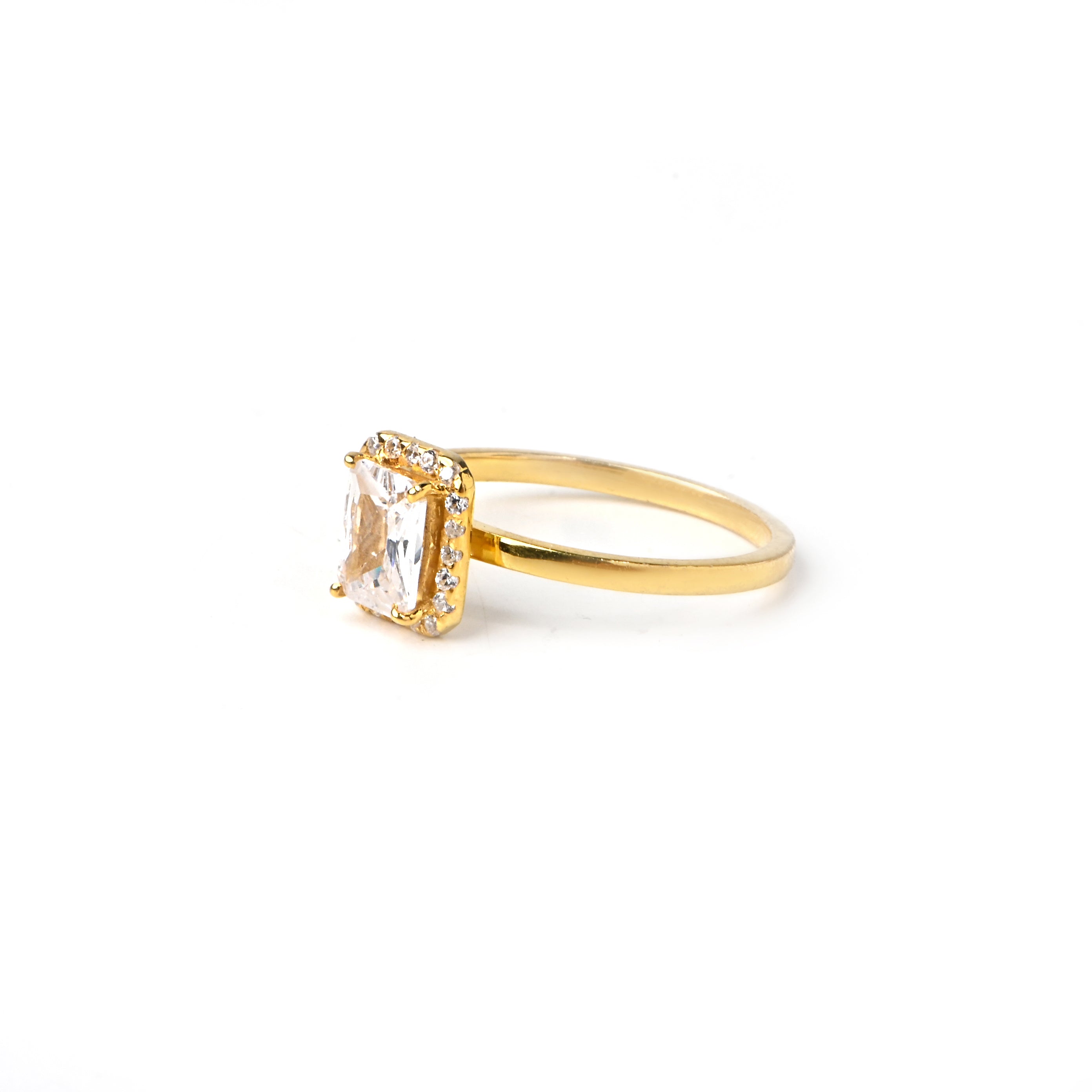 Elegant Princess Cut Moissanite Flower Ring in Sterling Silver – Timeless Floral Beauty Crafted for Everyday Luxury and Sparkling Grace