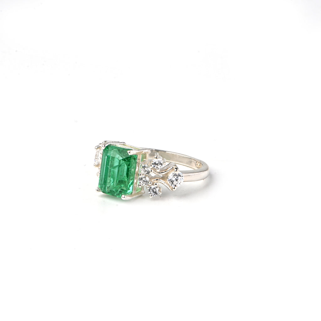 Elegant Labgrown Emerald Cut Ring in Sterling Silver — Timeless Brilliance, Modern Luxury, Crafted for Everyday Sophisticated Sparkle and Grace
