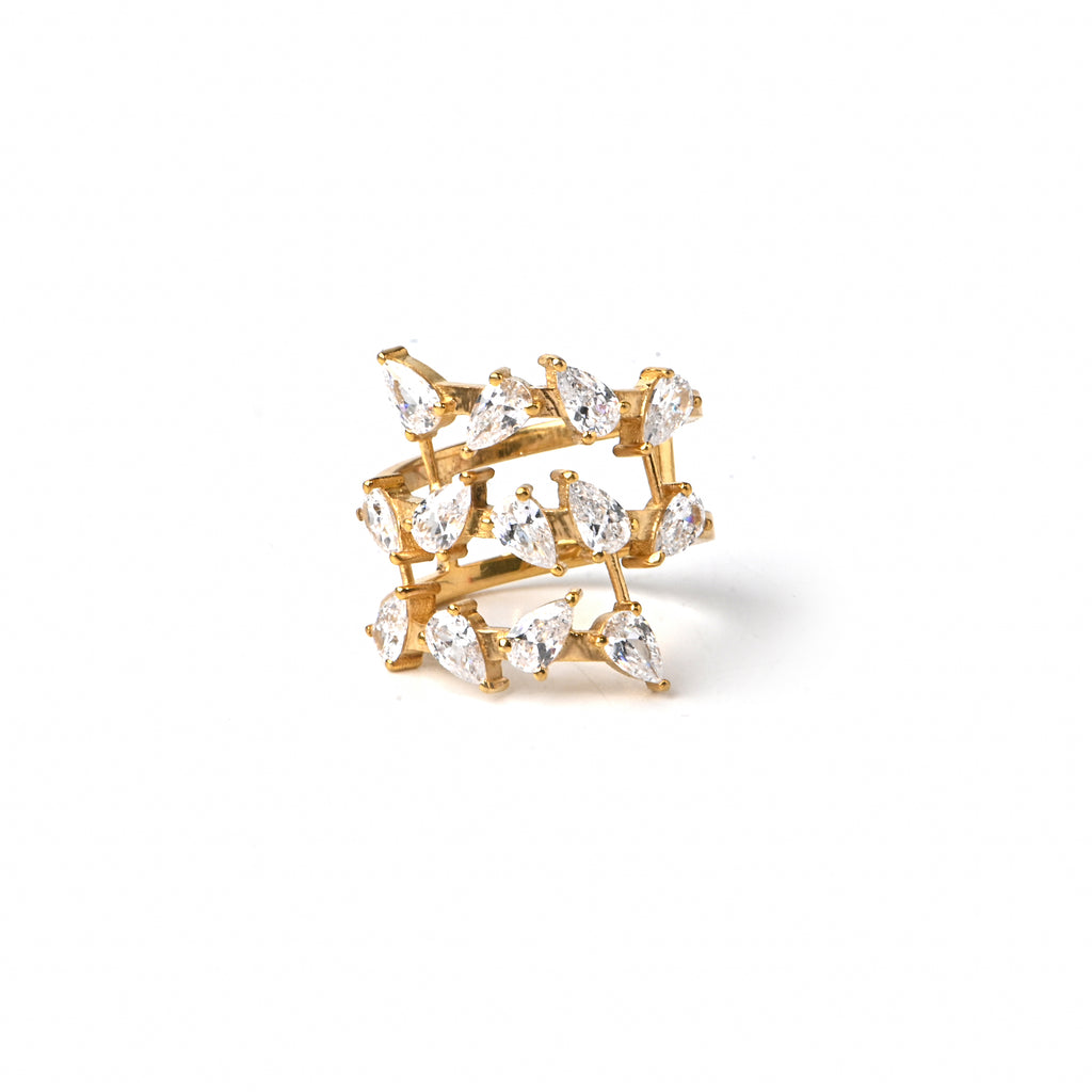 Elegant Pear Cut Moissanite Ring in Sterling Silver — Timeless Sparkle, Delicate Luxury, Crafted for Everyday Grace and Brilliance ✨