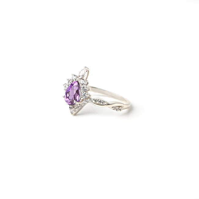 Elegant Pear Cut Amethyst Ring in Sterling Silver – Handmade Vintage Purple Gemstone Jewelry for Women Main Image