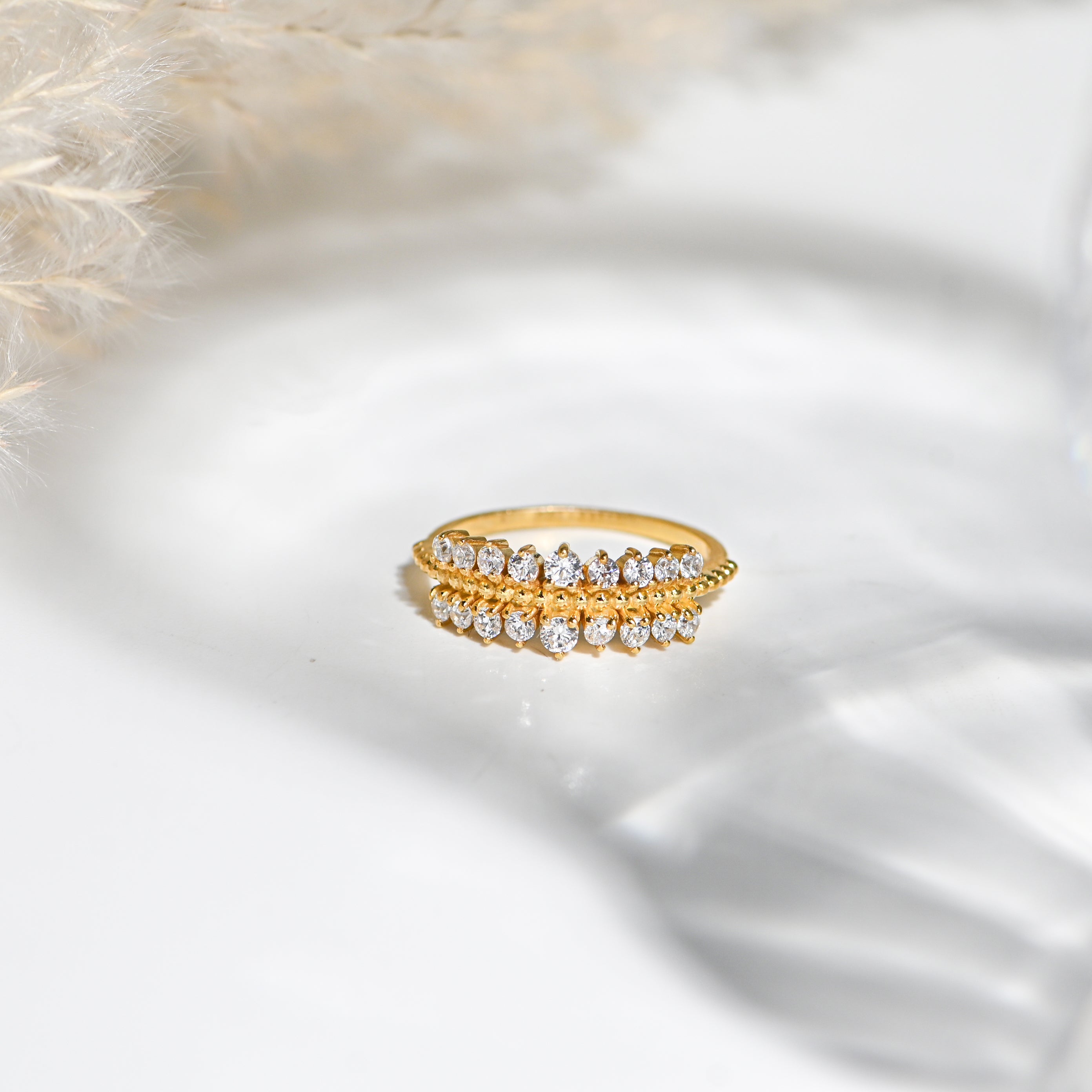 Luxury Round Cut Moissanite Ring in Sterling Silver – Brilliant Sparkle, Elegant Design, Timeless Fine Jewelry