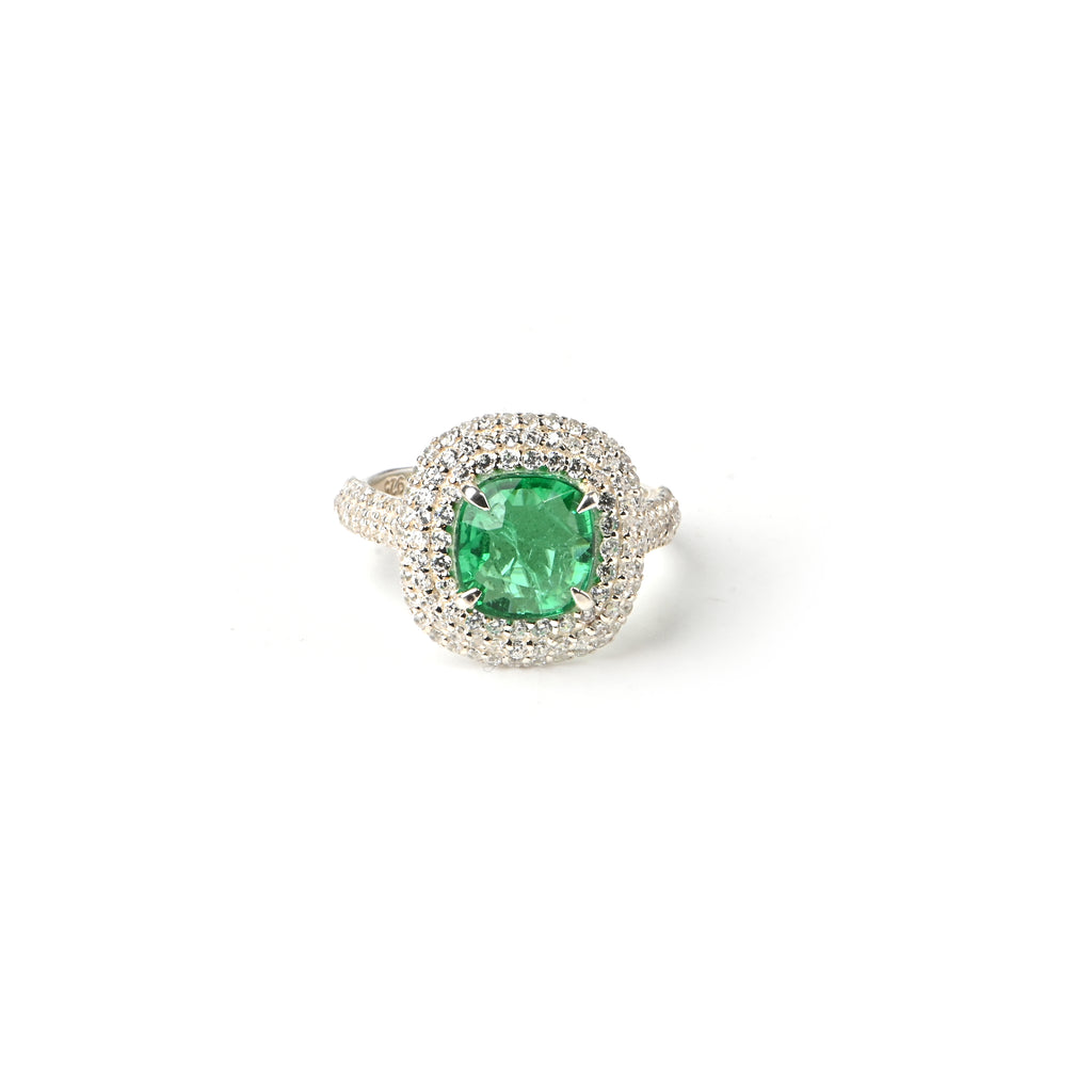 Elegant Cushion Cut Lab-Grown Emerald Ring in Sterling Silver for Timeless Luxury and Everyday Elegance