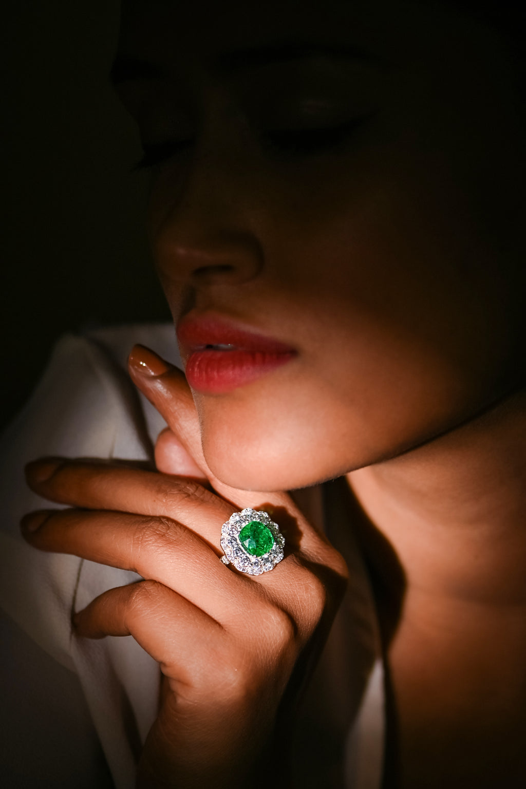 Elegant Lab-Grown Emerald Cushion Cut Engagement Ring for Her in Timeless Luxury Sterling Silver