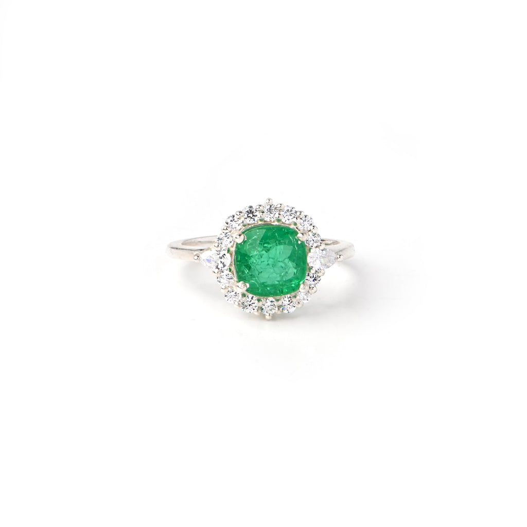 Elegant Cushion Shape Lab-Grown Emerald Ring for Her with Timeless Sparkle, Luxury, and Romantic Sophisticated Charm ✨