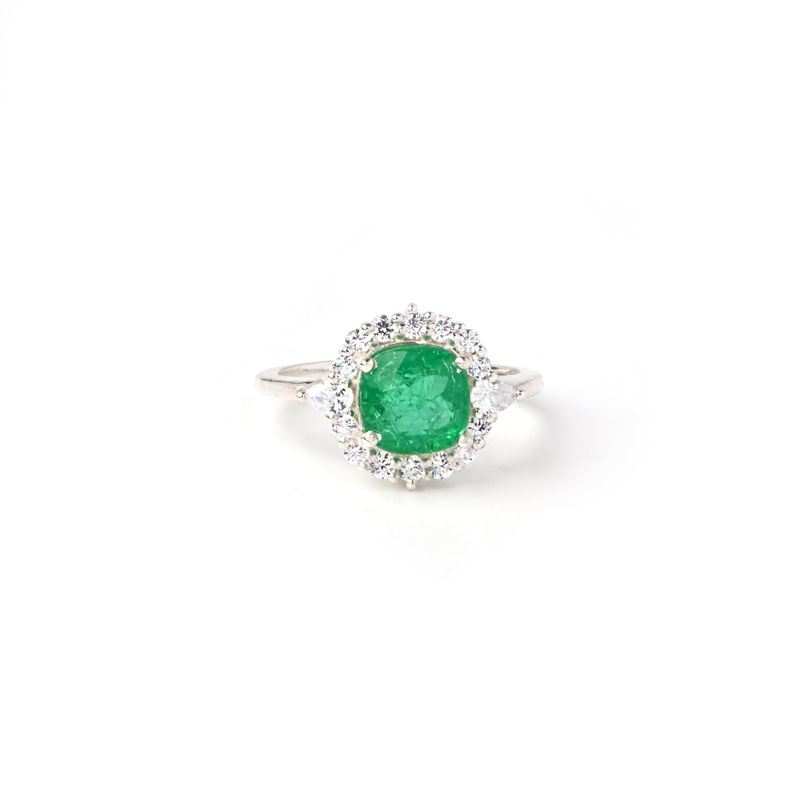 Elegant Cushion Shape Lab-Grown Emerald Ring for Her with Timeless Sparkle, Luxury, and Romantic Sophisticated Charm ✨