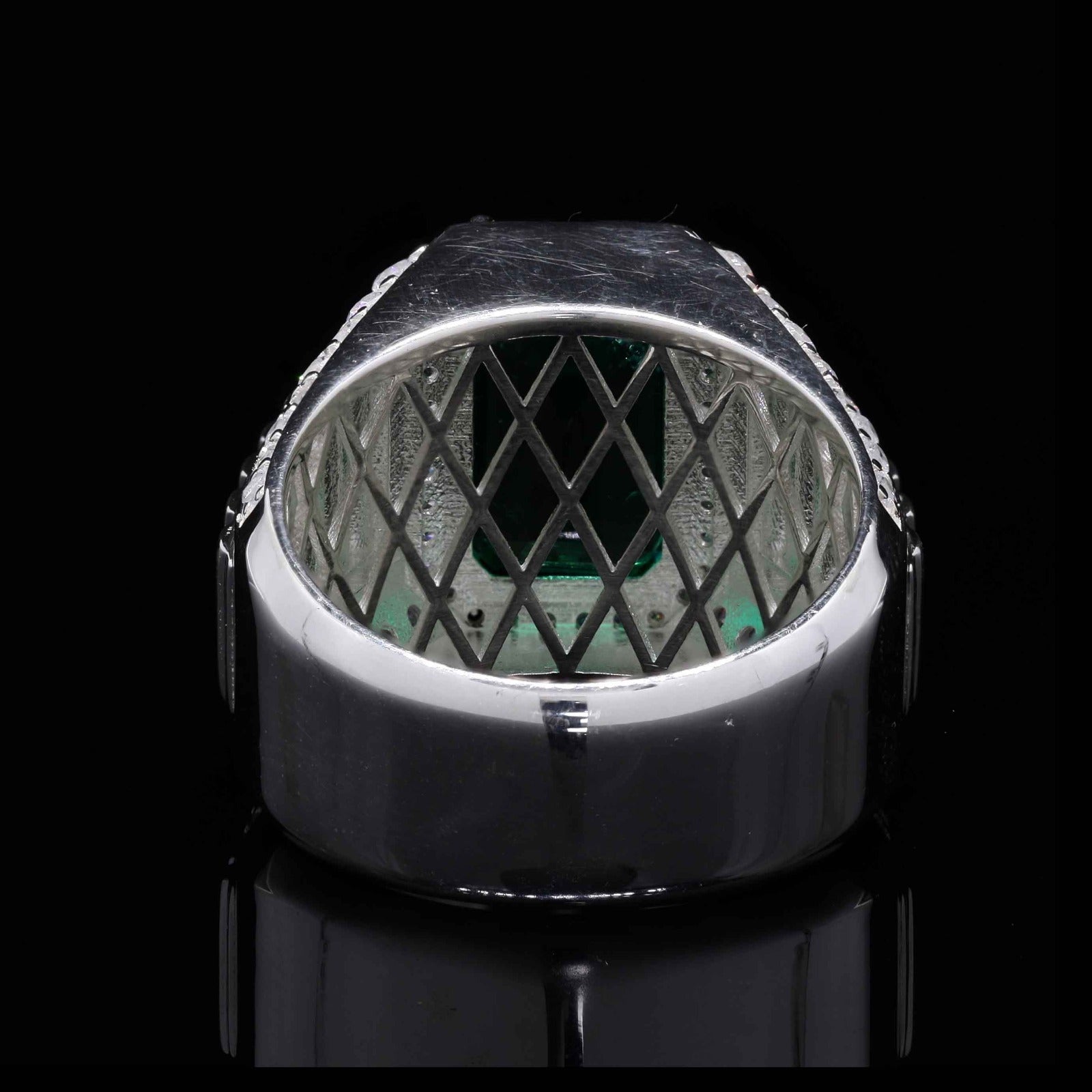 Men's Lab Grown Emerald Ring, Bold Luxury Statement Jewelry with Timeless Sophisticated Style 💚