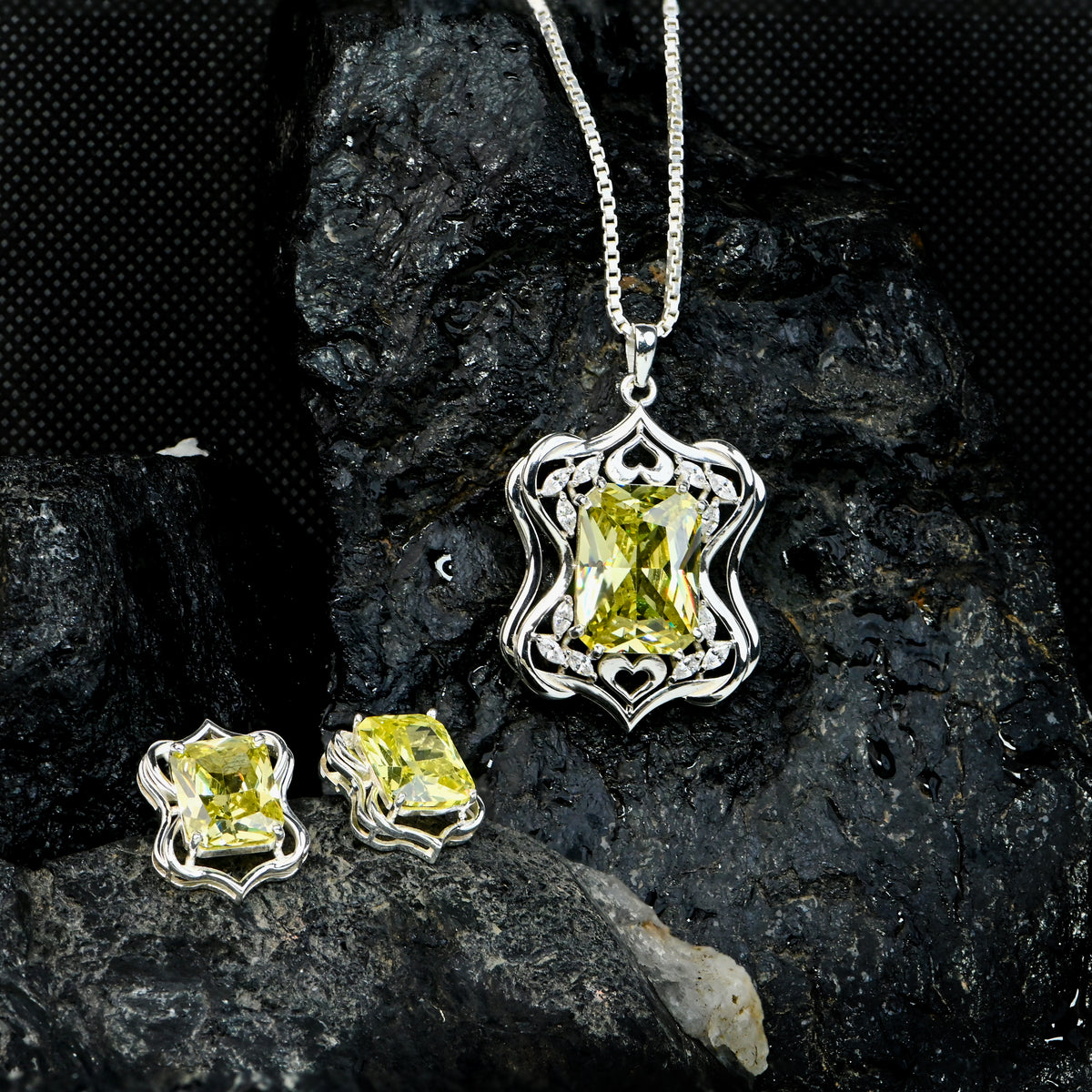 Top Quality Cubic Zirconia Pendant and Earrings Set for Her, Elegant Sparkling Jewelry Gift ✨💎